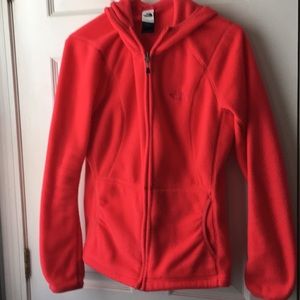Melon color North Face fleece
